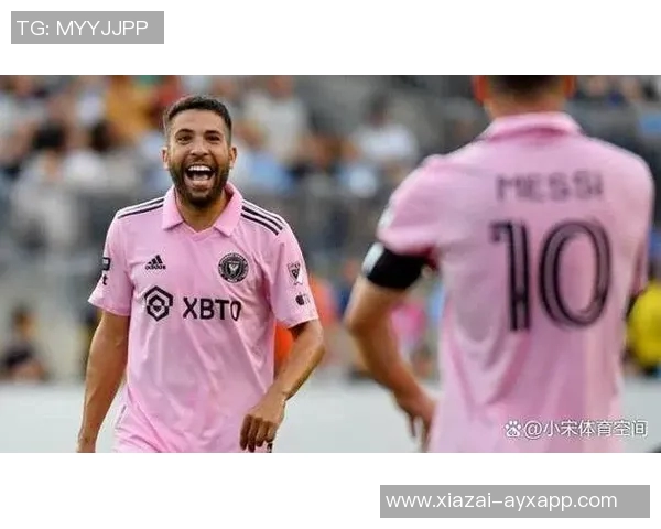 阿尔巴意外宣布退役仅两天前双响并续约至2027年